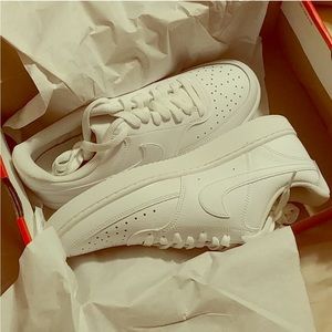 Nike Court Vision White - NIB Women’s 9